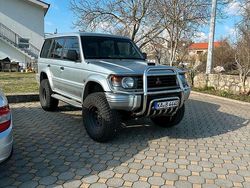 Silber Gebraucht 2000 Mitsubishi Pajero SUV | 20.000 €