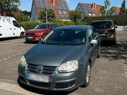 Blau Gebraucht 2007 VW Jetta Limousine | 3.300 €