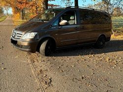 Braun Gebraucht 2011 Mercedes Viano Van / Kleinbus | 18.500 € (Teuer)