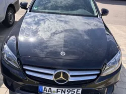 Schwarz Gebraucht 2019 Mercedes C300 Limousine | 20.900 € (Fairer Preis)