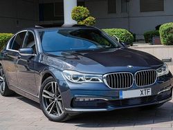 Grau Gebraucht 2016 BMW 730 Sport Line Limousine | 25.980 € (Guter Preis)