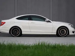 Mercedes C63 AMG