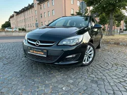 Schwarz Gebraucht 2013 Opel Astra Active Kombi | 5.900 € (Fairer Preis)