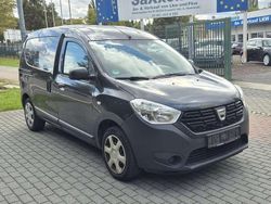 Grau Gebraucht 2017 Dacia Dokker Ambiance Van | 5.999 € (Fairer Preis)