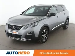Grau Gebraucht 2019 Peugeot 5008 Allure Van / Kleinbus | 24.680 € (Fairer Preis)