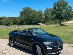 Schwarz Gebraucht 2021 VW T-Roc Cabriolet Active Cabrio | 23.800 € (Etwas zu teuer)