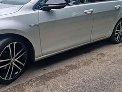 Silber Gebraucht 2016 VW Golf VII Kombi | 9.500 €