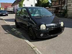 Schwarz Gebraucht 2005 Renault Twingo Kleinwagen | 1.440 €