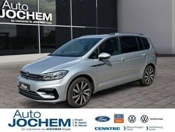 Silber Gebraucht 2024 VW Touran Highline Van / Kleinbus | 36.666 € (Etwas zu teuer)