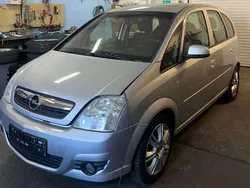 Silber Gebraucht 2006 Opel Meriva Van / Kleinbus | 695 € (Superpreis)