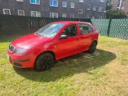 Rot Gebraucht 2006 Skoda Fabia Kleinwagen | 1.250 € (Guter Preis)