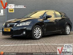 Schwarz Gebraucht 2011 Lexus CT200h Limousine | 5.450 €