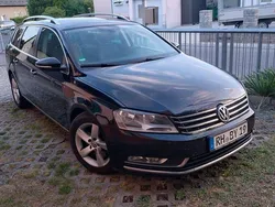 Schwarz Gebraucht 2011 VW Passat Comfortline Kombi | 3.800 € (Guter Preis)