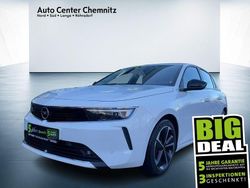 Weiß Gebraucht 2022 Opel Astra Edition Limousine | 24.901 € (Etwas zu teuer)