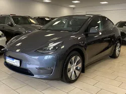 Grau Gebraucht 2022 Tesla Model Y SUV | 35.400 € (Guter Preis)