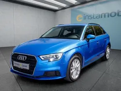 Blau Gebraucht 2019 Audi A3 Limousine | 19.399 € (Guter Preis)