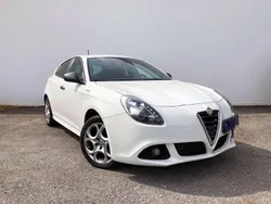 Weiß Gebraucht 2015 Alfa Romeo Giulietta Kleinwagen | 8.490 € (Fairer Preis)