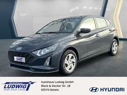 Aurora grey Gebraucht 2024 Hyundai i20 Select Kleinwagen | 16.500 € (Fairer Preis)