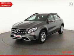 Grau Gebraucht 2018 Mercedes GLA200 Style SUV | 23.990 € (Etwas zu teuer)