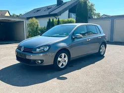 Grau Gebraucht 2010 VW Golf VI Team Limousine | 4.500 € (Etwas zu teuer)