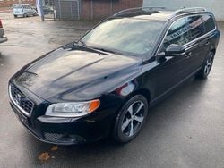 Schwarz Gebraucht 2012 Volvo V70 Summum Kombi | 7.900 € (Guter Preis)