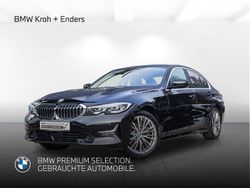Black sapphire metallic (schwarz) Gebraucht 2021 BMW 320e Luxury Line Limousine | 31.908 € (Teuer)