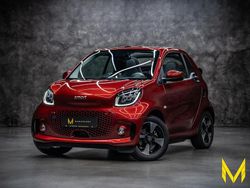 Carmine red (metallic) Gebraucht 2023 Smart ForTwo Electric Drive Passion Exclusive Cabrio | 17.555 € (Fairer Preis)