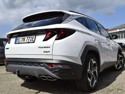 Weiß Gebraucht 2022 Hyundai Tucson Basis SUV | 23.900 € (Superpreis)