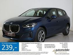 Blau Gebraucht 2024 BMW 220 Active Tourer Van / Kleinbus | 29.540 € (Guter Preis)