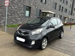 Schwarz Gebraucht 2012 Kia Picanto Attract Kleinwagen | 3.300 € (Fairer Preis)