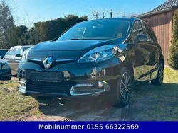 Schwarz Gebraucht 2014 Renault Scénic III Bose Edition Van / Kleinbus | 4.970 € (Guter Preis)