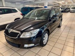 Schwarz Gebraucht 2010 Skoda Octavia Ambiente Kombi | 5.700 € (Superpreis)