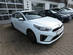 Weiß Gebraucht 2021 Kia Ceed Sportswagon Spirit Kombi | 16.900 € (Superpreis)