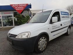 Weiß Gebraucht 2011 Opel Combo Kombi | 1.800 € (Guter Preis)