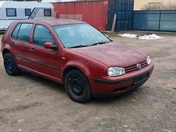 Rot Gebraucht 1998 VW Golf IV Kleinwagen | 350 € (Superpreis)
