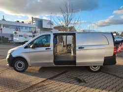 Silber Gebraucht 2020 Mercedes Vito Van / Kleinbus | 25.585 € (Guter Preis)