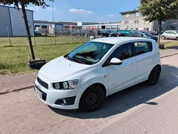 Weiß Gebraucht 2012 Chevrolet Aveo Kleinwagen | 3.200 € (Guter Preis)