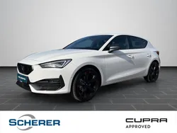 Weiß Gebraucht 2024 Cupra Leon Limousine | 29.870 € (Guter Preis)