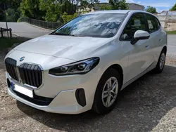 Weiß Gebraucht 2022 BMW 218 Active Tourer Van / Kleinbus | 24.500 € (Superpreis)