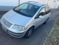 Gelb Gebraucht 2007 VW Sharan Van / Kleinbus | 2.499 € (Guter Preis)