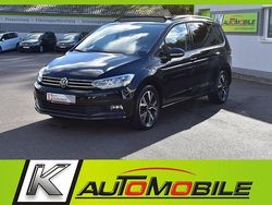 Schwarz Gebraucht 2024 VW Touran Van / Kleinbus | 31.860 € (Fairer Preis)