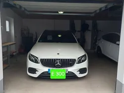 Schwarz Gebraucht 2018 Mercedes E300 AMG Kombi | 29.999 € (Fairer Preis)