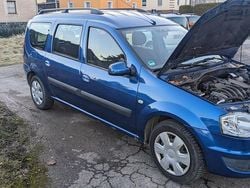 Blau Gebraucht 2009 Dacia Logan Kombi | 1.899 € (Fairer Preis)