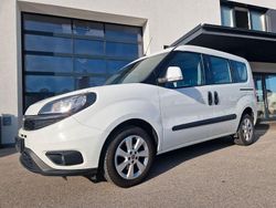 Weiß Gebraucht 2019 Fiat Doblò Lounge Van / Kleinbus | 7.380 € (Guter Preis)