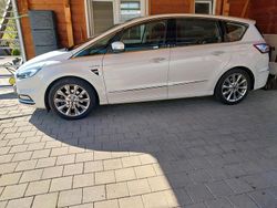Weiß Gebraucht 2017 Ford S-MAX Vignale Van / Kleinbus | 19.900 € (Fairer Preis)