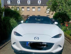 Weiß Gebraucht 2016 Mazda MX5 Cabrio | 18.000 € (Guter Preis)