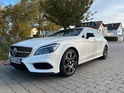 Weiß Gebraucht 2016 Mercedes 350 AMG Kombi | 24.250 €