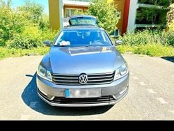 Grau Gebraucht 2012 VW Passat Comfortline Limousine | 6.300 € (Guter Preis)