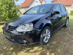 Schwarz Gebraucht 2011 VW Golf VI Trendline Kleinwagen | 5.199 € (Guter Preis)