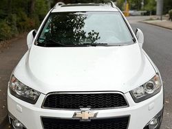 Weiß Gebraucht 2011 Chevrolet Captiva SUV | 3.800 € (Guter Preis)